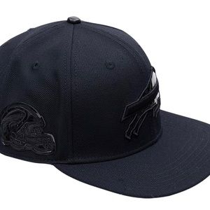 NFL Official Licensed Buffalo Bills Hat, Black, adjustable hat.NEW WITH TAGS